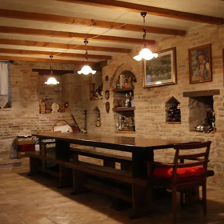 Il Vecchio Torchio Bed and Breakfast Santa Vittoria in Matenano